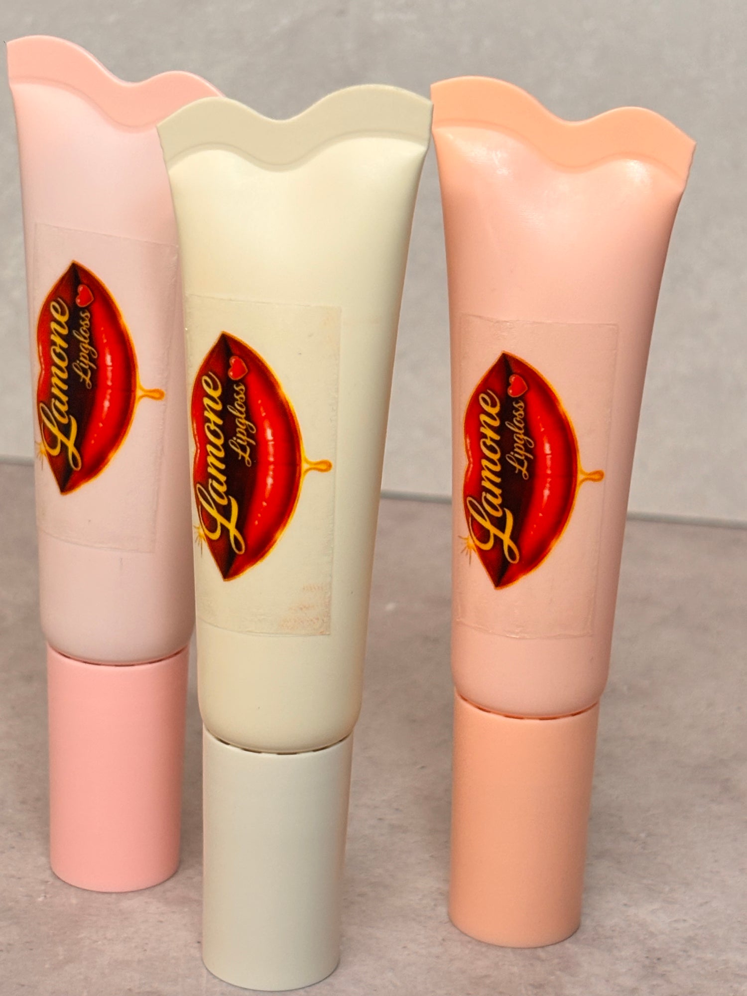Lamone squeeze lipgloss